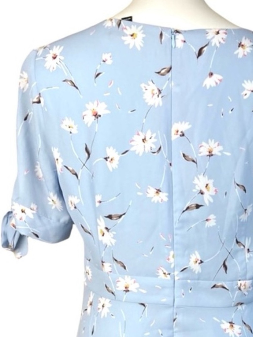 AQUA FIT-AND-FLARE FLORAL PRINT DRESS Size L - Picture 5 of 8